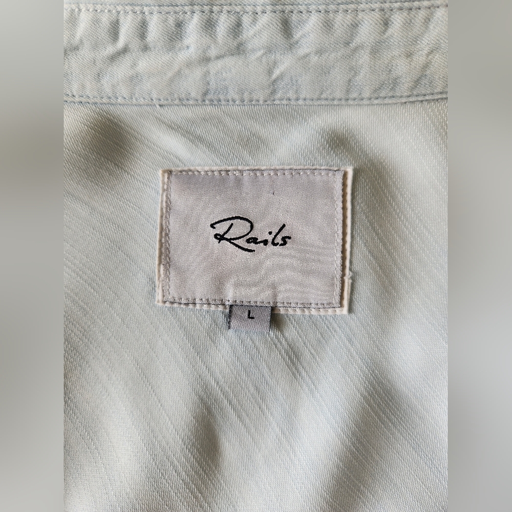 Euc Rails Button Up With Raw Edges, Luxurious Lyo… - image 3